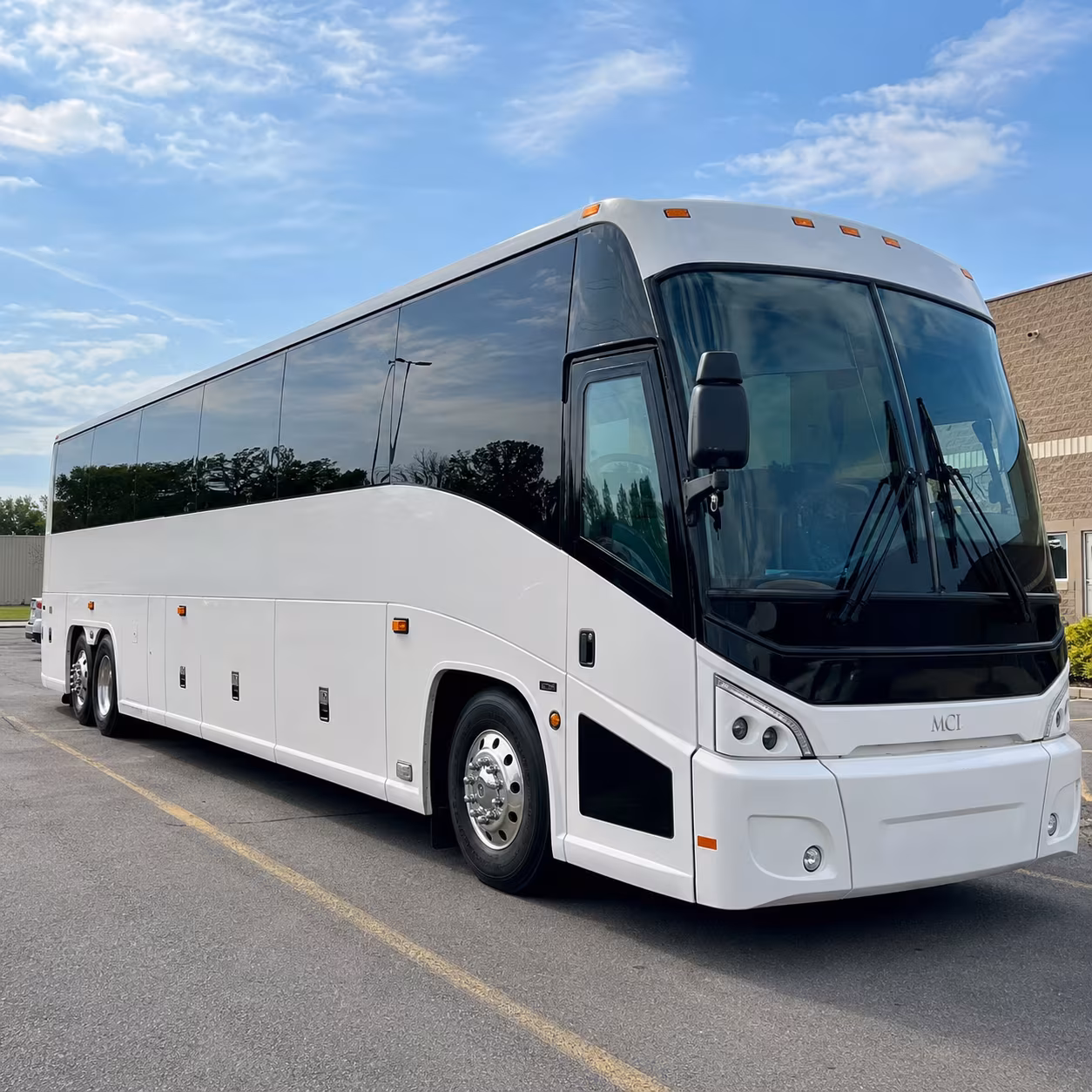 charter buses for corporate events at ramona bowl and local hemet venues