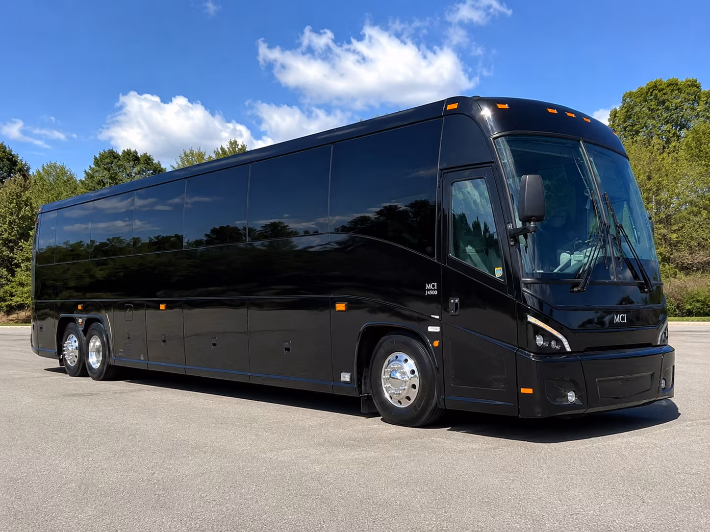 shuttle buses for hemet wedding guests between hotels and venues